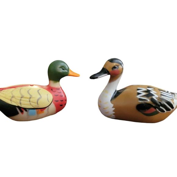 2 Vintage Duck Trinkets Hong Kong - Picture 1 of 8